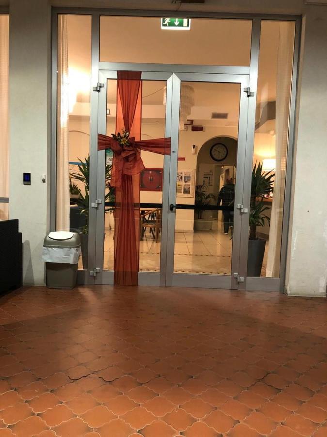 Hotel Admiral Cesenatico Zewnętrze zdjęcie