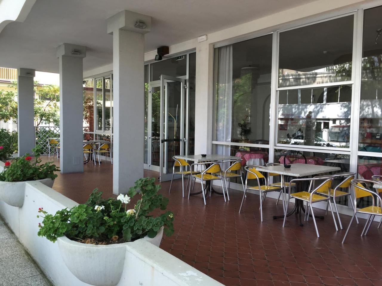 Hotel Admiral Cesenatico Zewnętrze zdjęcie