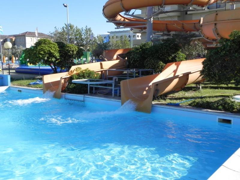 Hotel Admiral Cesenatico Zewnętrze zdjęcie