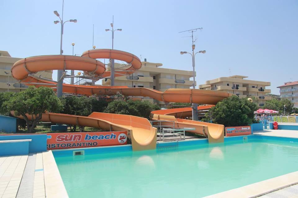 Hotel Admiral Cesenatico Zewnętrze zdjęcie